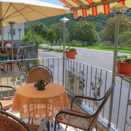 Hotel Moselterrasse Ediger-Eller Eksteriør bilde