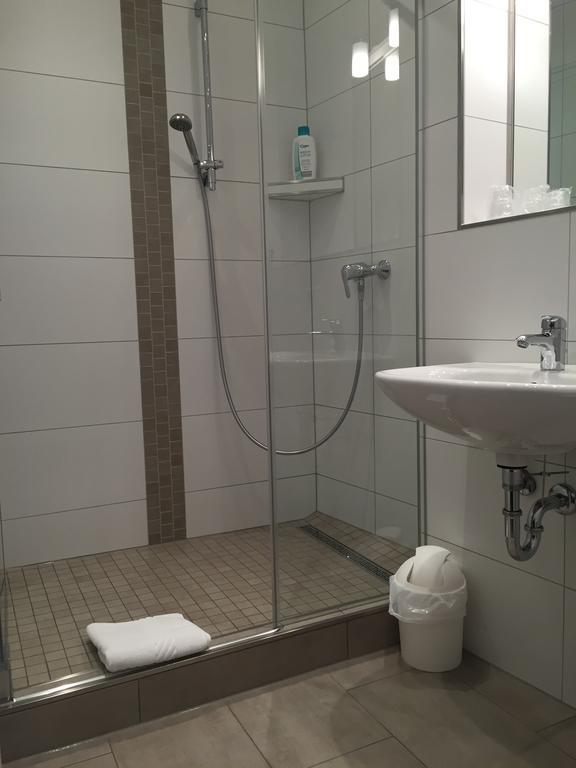 Hotel Moselterrasse Ediger-Eller Rom bilde