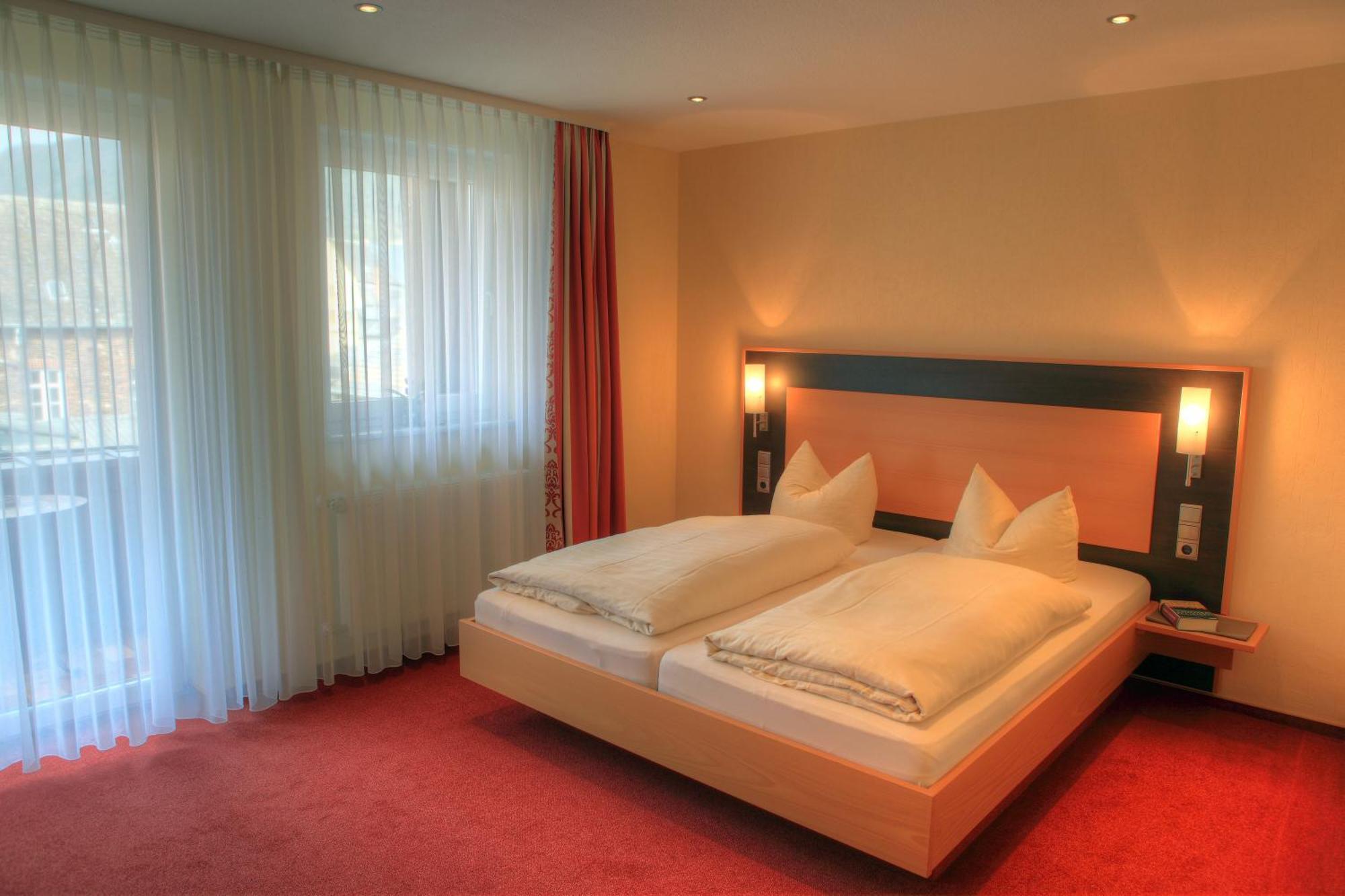 Hotel Moselterrasse Ediger-Eller Rom bilde